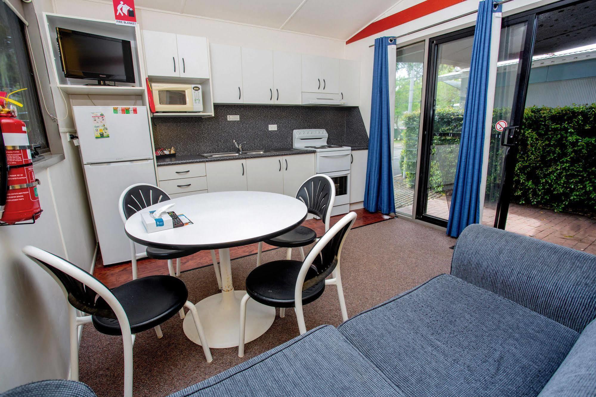 Ingenia Holidays Sydney Hills Dural Exterior photo